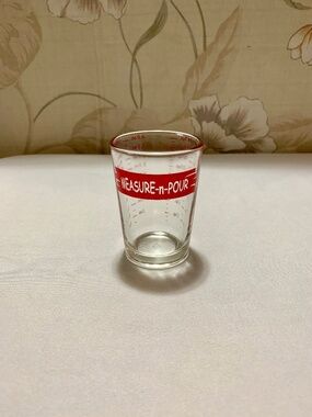 Measure-n-Pour Glass - Great for Kitchen or Bar Use!